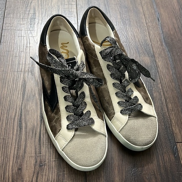Sam Edelman Leopard and Black Sneakers - Picture 2 of 8